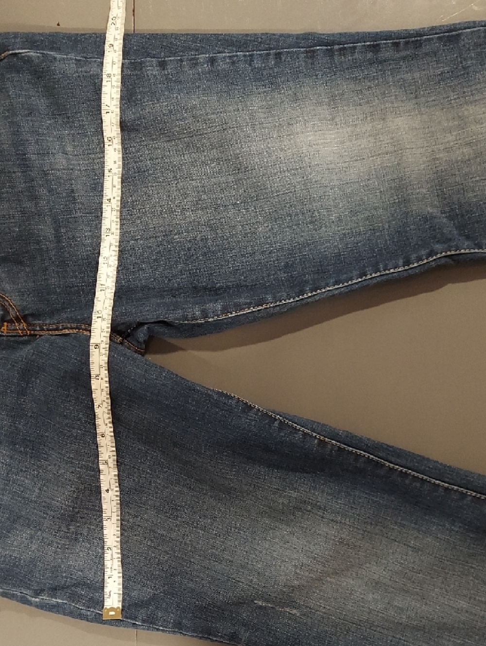 Levi 515 Boot Cut - Picture 9 of 14